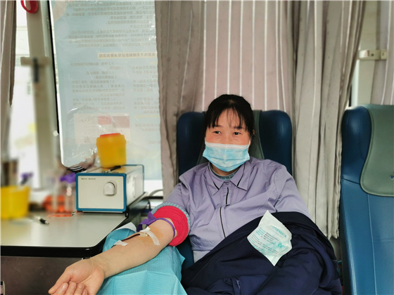 人民警察一心為民，捋袖捐血鐵血柔情——安康市公安局積極開展冬季獻(xiàn)血活動(dòng)