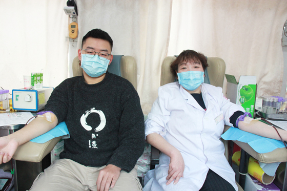 用愛心為春日注入一份活力——安康市婦幼保健院積極組織愛心獻血活動