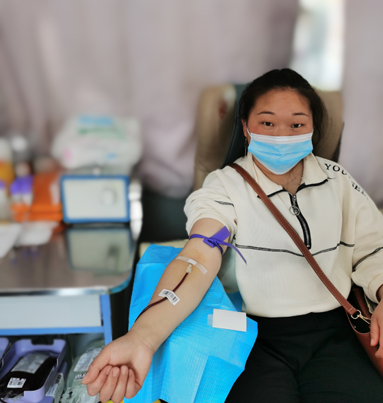 但愿人長(zhǎng)久 熱血注心田